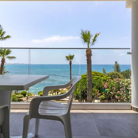 Rododafni Beach Apartments Klorakas Exterior foto