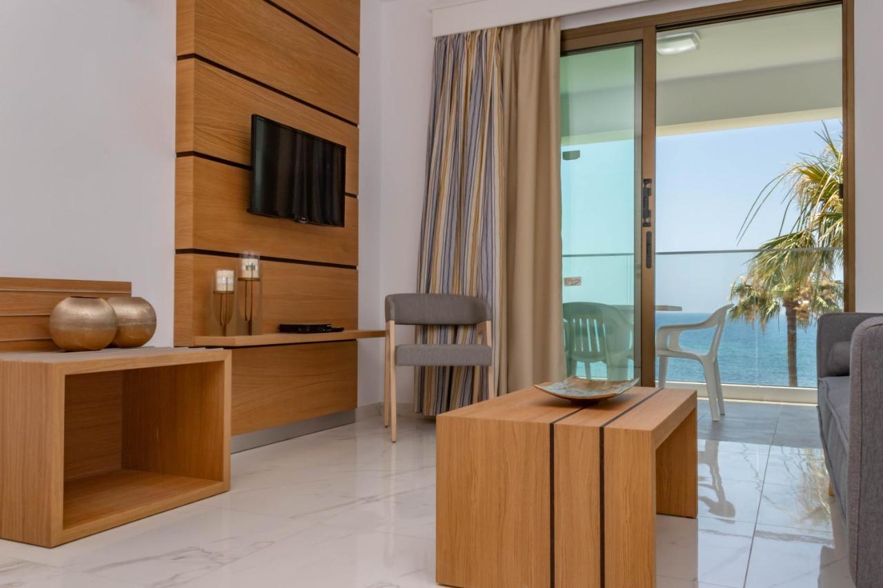 Rododafni Beach Apartments Klorakas Exterior foto