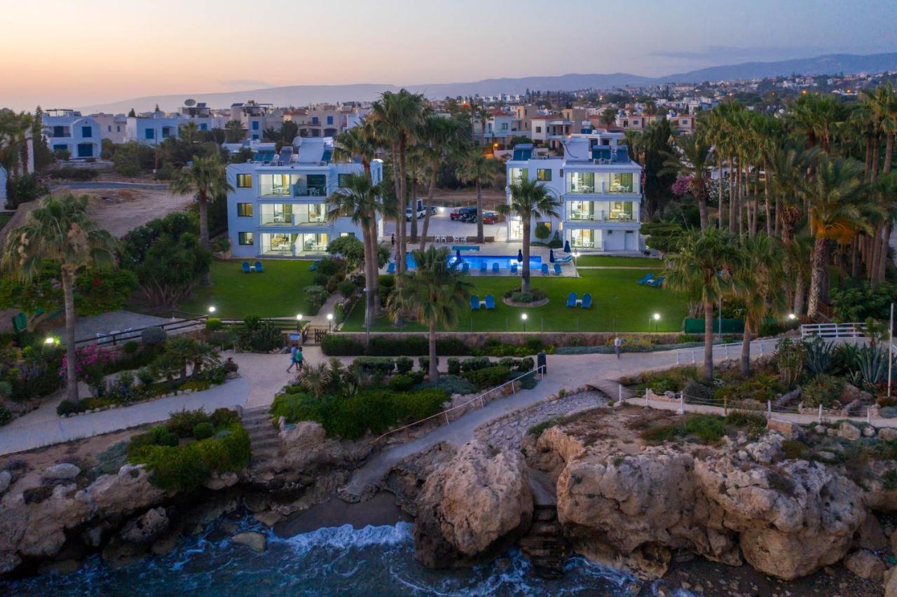 Rododafni Beach Apartments Klorakas Exterior foto