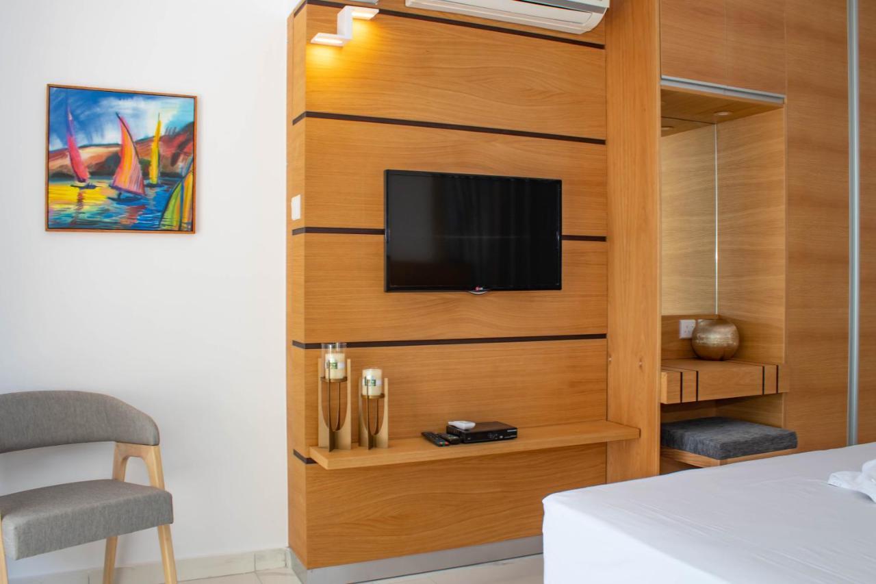 Rododafni Beach Apartments Klorakas Exterior foto