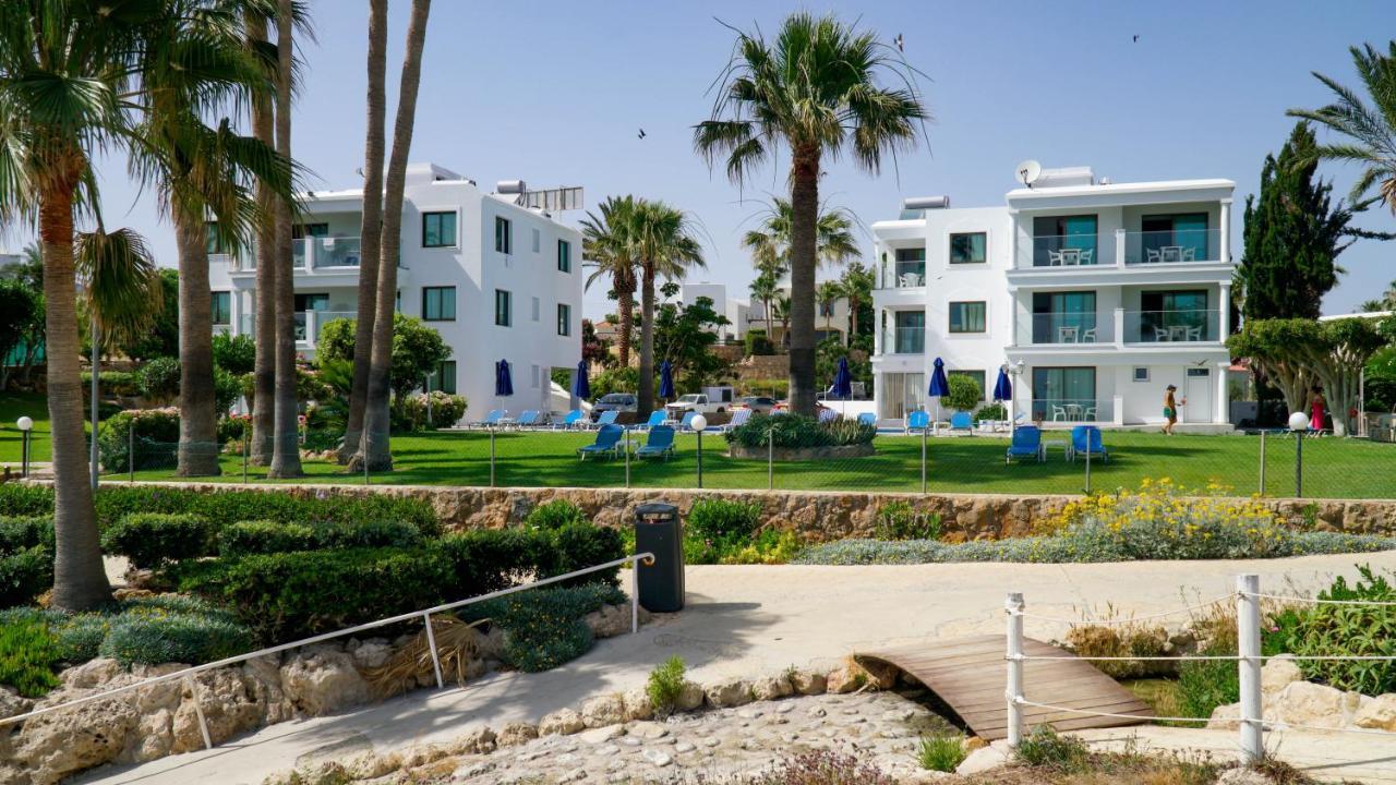 Rododafni Beach Apartments Paphos Exterior foto