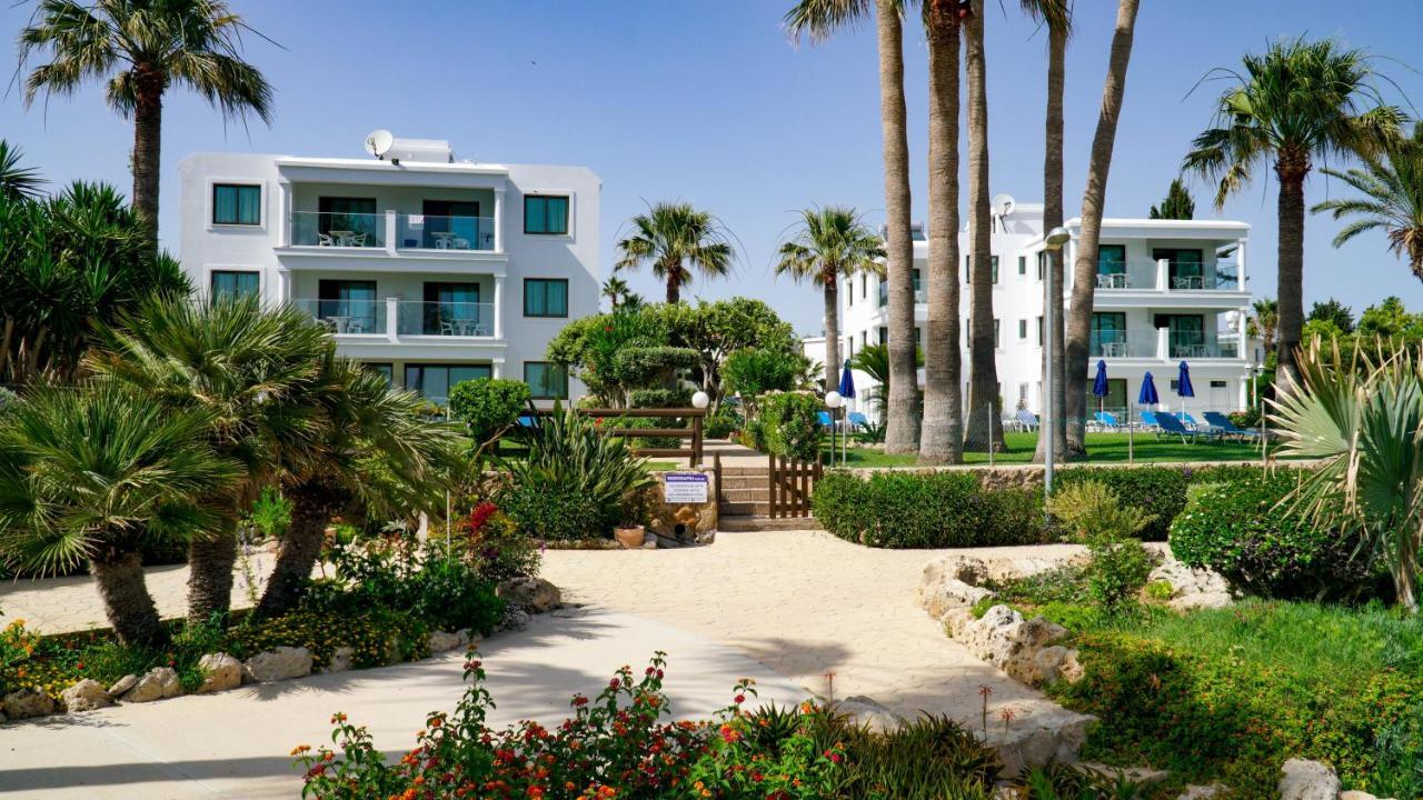Rododafni Beach Apartments Klorakas Exterior foto